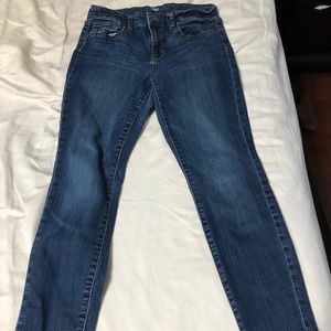 Gap skinny jean.
